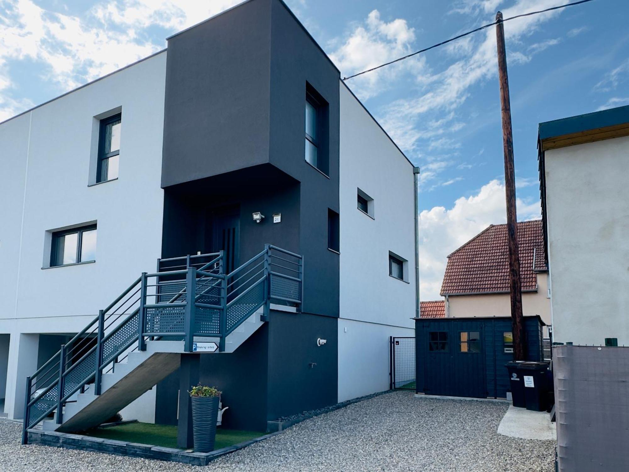 B&B Chez L'Habitant Chambre Privative Sur La Route Des Vins Tv Parking Box Velo 이젠하임 외부 사진